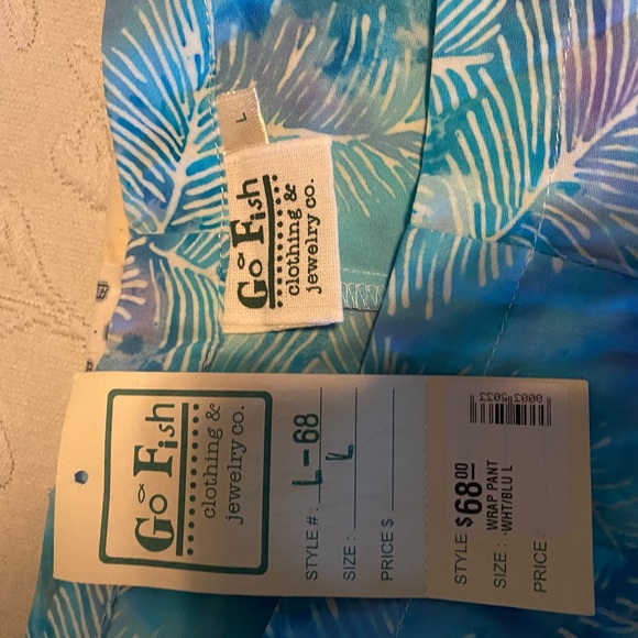 Wrap around new pants - Picture 2 of 8